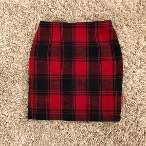 Red Check wool Skirt _ Size 6